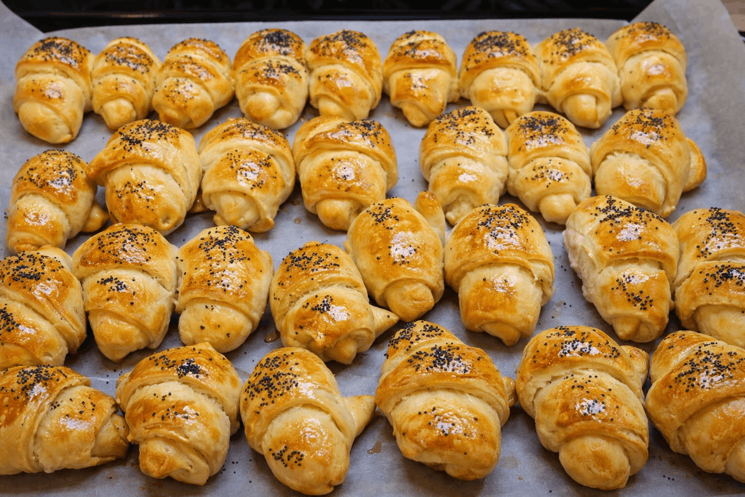 🥐 Пухкави кифлички със сирене-Стъпка-3230